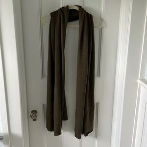 Garnet Hill olive green 100% cashmere wrap scarf